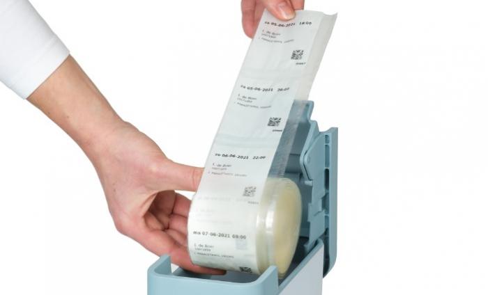 MediRol in dispenser zetten